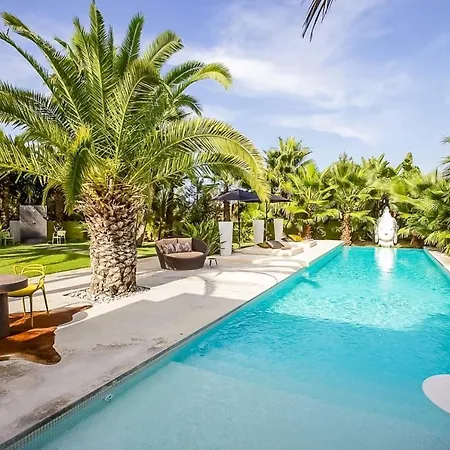 5 Chambres Avec Piscine ヴィラ *