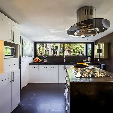 5 Chambres Avec Piscine * Saint Tropez